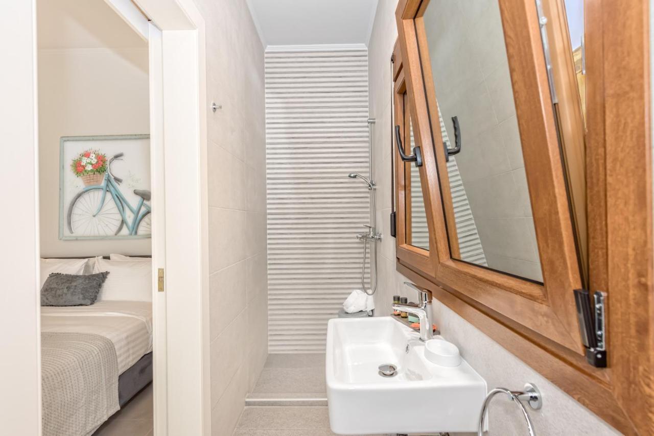 Seaview Apartment Sunrise Near To Falassarna Beach Kolymbari Exterior photo